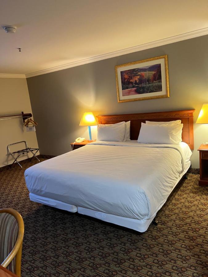 Hotel Xola Moreno Valley Extérieur photo